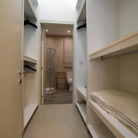 Brand New 2 Bed * Sliema