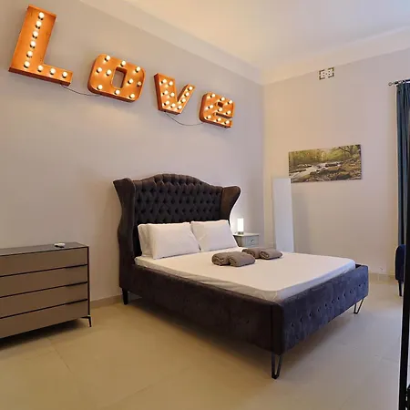 Apartment Brand New 2 Bed